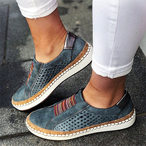 Elle-Monde.com propose une gamme variée de chaussures pour femmes, y compris des chaussures à double boucle, des chaussures d'été et des chaussures de marche. Trouvez votre paire parfaite dès aujourd'hui!